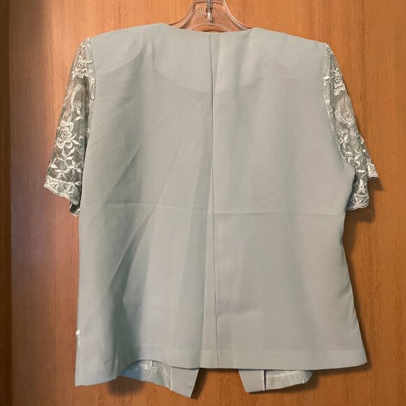 Jora Collection 2 Piece Short Sleeve Blazer Skirt with mesh overlay  embroidery - Picture 6 of 12